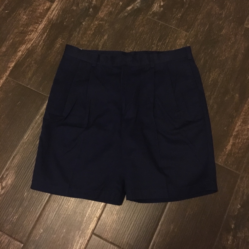 Jos A Bank NWT Navy Stay Cool Shorts Sz 38